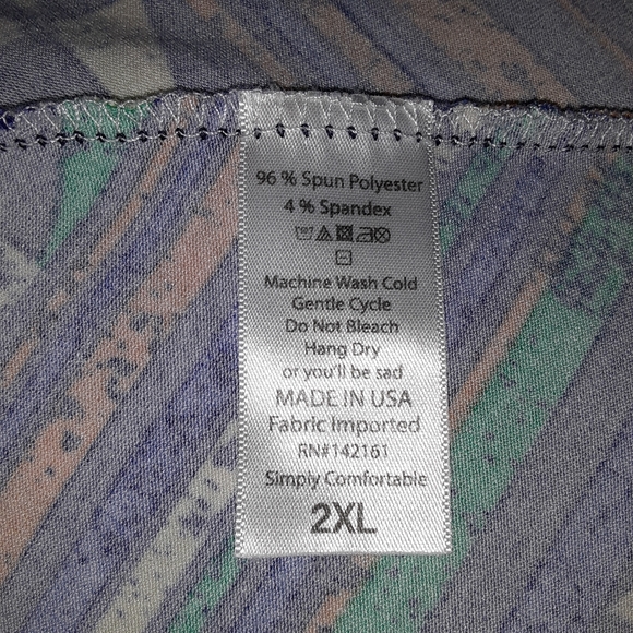 Lularoe maxi skirt in Aztech print size 2XL - Picture 2 of 7